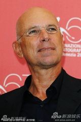 高清组图：威尼斯评委亮相 昆汀依然搞怪风成焦点