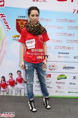 组图：关心妍不打美容针 薛家燕闻惠天赐噩耗难过