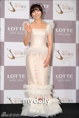 组图：韩国女子组合Wondergirls成员先艺大婚