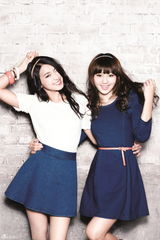 高清组图：韩女团Sistar拍服饰写真彩色系青春活泼