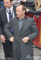 高清组图：《商海通牒》发布 影帝凯文-史派西亮相