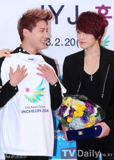 组图：JYJ担任2014仁川亚运会宣传大使