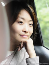 组图：“国嘴”敬一丹27岁女儿近照清纯靓丽