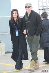 组图：方逸华跪拜邵逸夫 刘德华张学友致祭