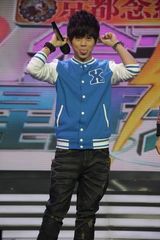 组图：武艺朱梓骁争“萌主” 《爱的抱抱》引爆全场