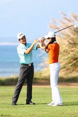 高清图：马艳丽挥杆英姿曝光 姿势优美笑靥动人