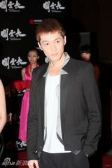 组图：电影《关云长》首映仪式 红毯星光熠熠