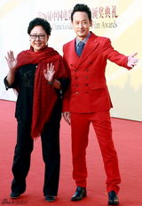 组图：金鸡百花闭幕红毯 俊男美女群星闪耀