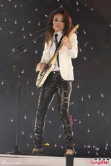 组图：容祖儿跨年演唱会狂秀性感