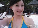 组图：台湾甜美女主播吴宇舒生活照