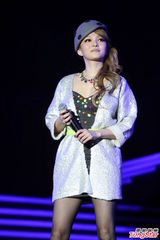 组图：王心凌谈新恋情 罗志祥庾澄庆比拼热舞