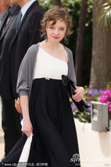 幻灯图集：《你是我的欢乐》记者会 女主角清新亮丽