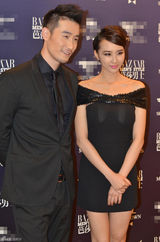 组图：奇道黑西装酷帅亮相芭莎男士盛典