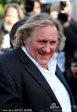 幻灯图集：《公平游戏》首映 娜奥米-瓦茨白色长裙