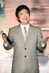 组图：费玉清加盟索尼唱片 暌违10年再发新专辑