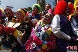 组图：小丑齐聚墨西哥 滑稽搞笑欢乐多