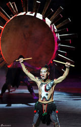 组图：杨丽萍《云南映象》升级版首演 十年沉淀