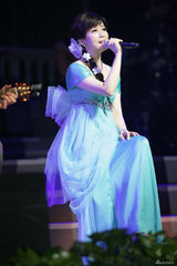 高清：孟庭苇化身月亮公主唱响“纯真年代”