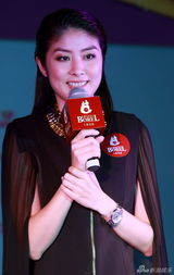 组图：陈慧琳出席某品牌活动 畅谈与儿子生活点滴