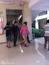 组图：汪峰三亚拍戏章子怡爱相随 开房缠绵3日