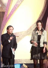 幻灯：第10届百合奖落幕 汤唯现身致辞两次卡壳
