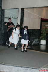 组图：女歌手陈僖仪丧礼 薛凯琪黄柏高哀伤送别