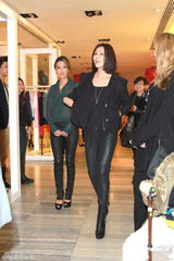 高清组图：谢婷婷透视装亮相澄清绯闻不怕男友吃醋