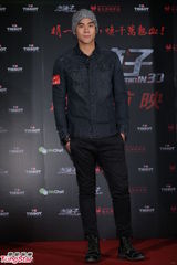 组图：余文乐挑大梁宣传新戏 彭于晏拿阮经天开涮