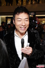 组图：许志安新年狂吃发福 大赞郑秀文煮菜厉害