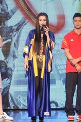 组图：范冰冰大呼我爱姚晨 为中国奥运健儿加油