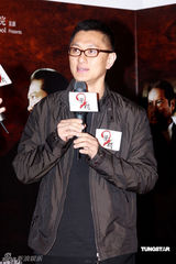 高清图：《叶问2》香港首映 甄子丹洪金宝“对决”