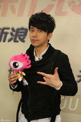 组图：光良做客新浪聊北京演唱会