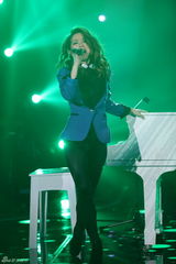 组图：《歌手》张宇绝地反击 周笔畅致敬小虎队