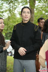 组图：富婆粉丝涉嫌教唆泼粪 萧敬腾称告到底