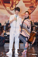 组图：严爵与麦可森PK琴艺 温岚高唱泰雅语歌曲