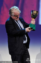 《大师》菲利普-塞默-霍夫曼获最佳男演员奖