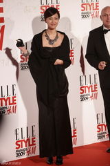 高清图：徐静蕾牵手黄立行 《杜拉拉》未映先拿奖