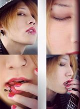 组图：雅Miyavi写真集锦 视觉系装扮华丽唯美