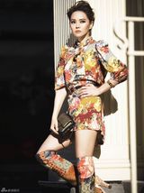 高清图：伊能静纽约街拍 绽放感性女王气场