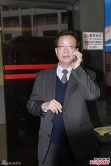 组图：邵逸夫逝世 无线高层抵达医院传媒守候