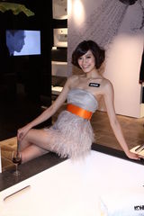 组图：陈思璇希腊女神造型优雅出席活动