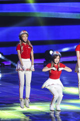 独家：2PM与EXO等助阵亚洲音乐节气氛火爆