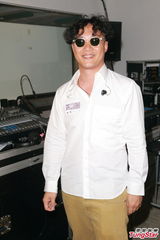 组图：陈奕迅杨千嬅等好友齐聚音乐会彩排