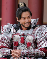 组图：李瑞镇宋智孝等穿古装宣传新剧《階伯》