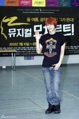 高清图：Bada张贤胜等亮相《莫扎特》排练现场