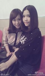 组图：网曝快男左立女友劈腿 与老外热吻