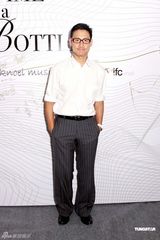 幻灯组图：张学友否认患手足口病 称轻微肠毒无大碍