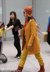 组图：郝蕾男友曝光接机鞍前马后