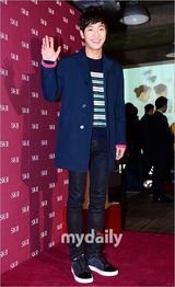 组图：南圭丽(南奎丽)李尚宇等时尚造型出席活动