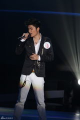 幻灯组图：快男突围赛尾场大玩复活 61强全部诞生